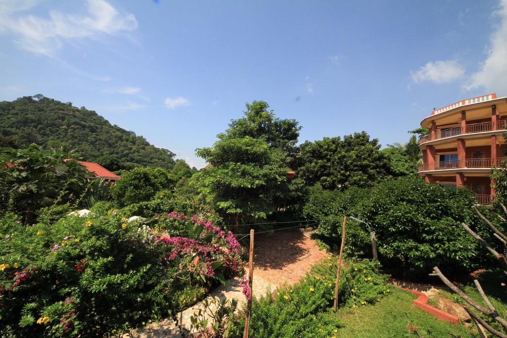 Spring Valley Resort Kep Exterior foto