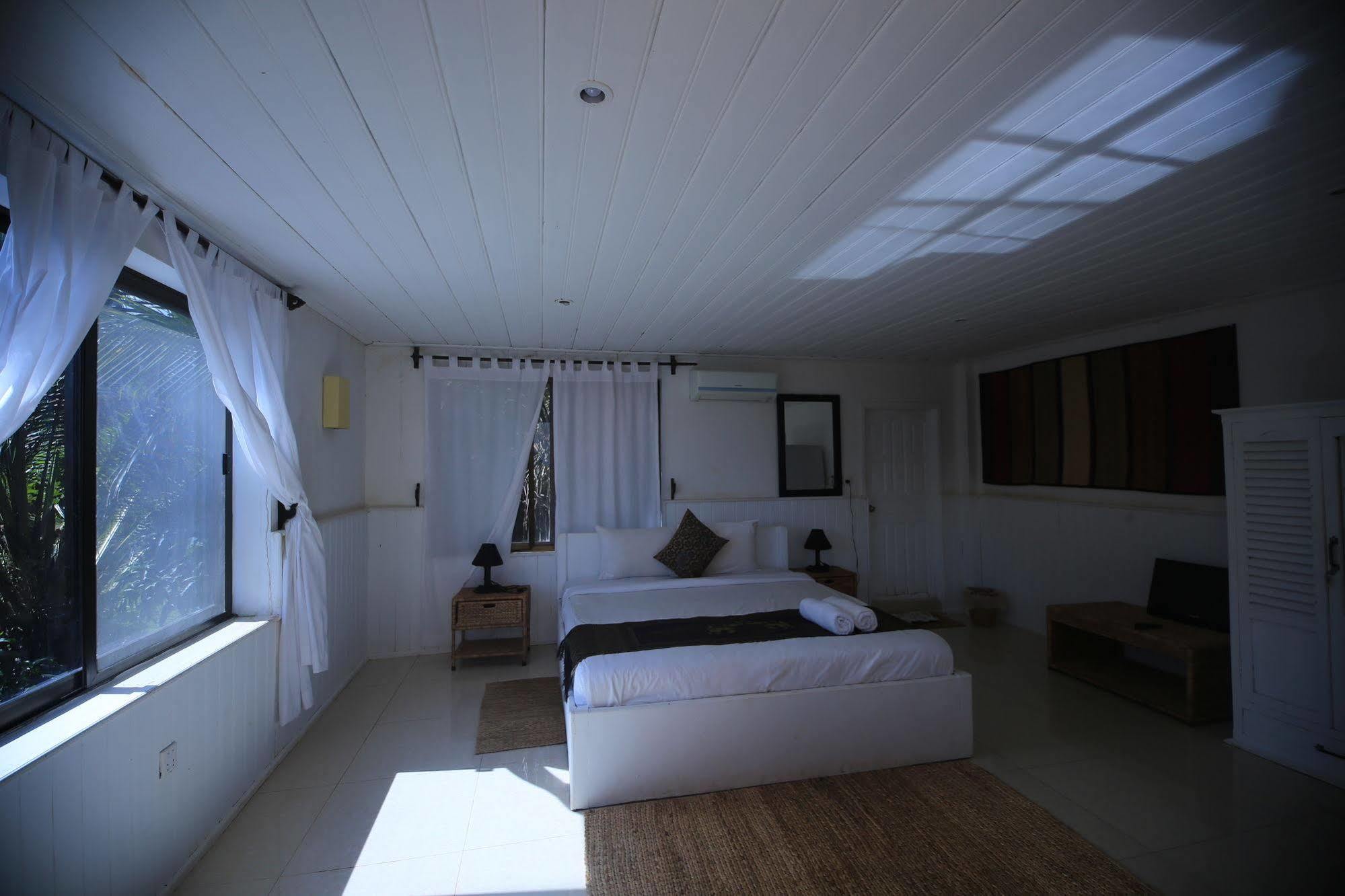 Spring Valley Resort Kep Exterior foto